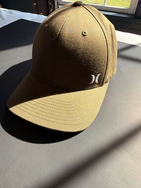 Hurley Olive/Tan Curved-Brim Performance Hat